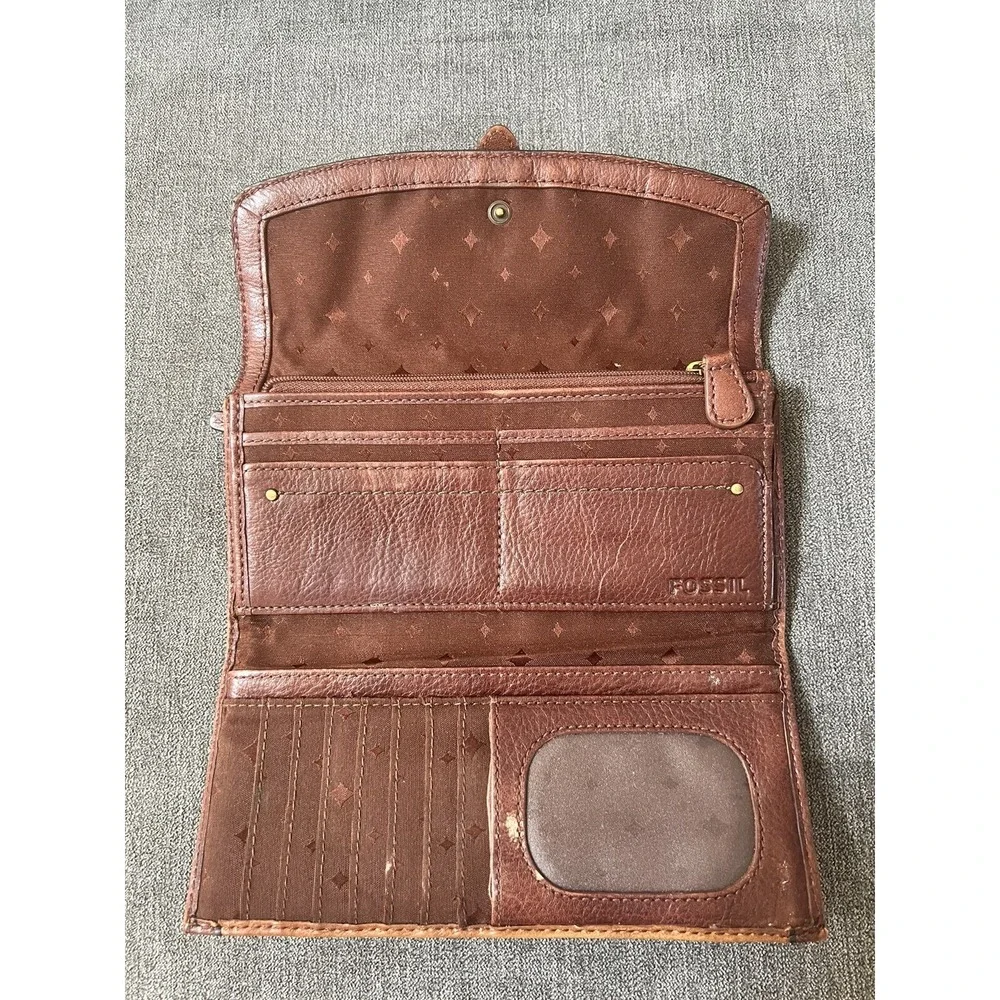 Vintage Fossil 2 Tone Leather Clutch/Wallet Tan &‎ Brown Trifold